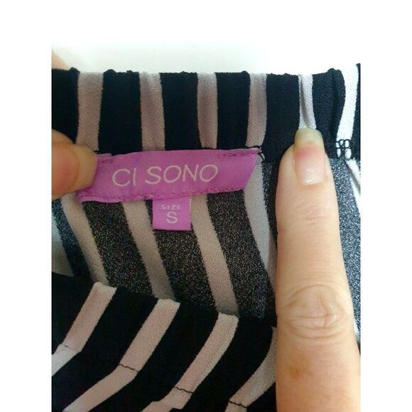 Ci Sono Women's Strapless Romper 6 Chic Black White Stripes Halter Resort Beach - Picture 4 of 4